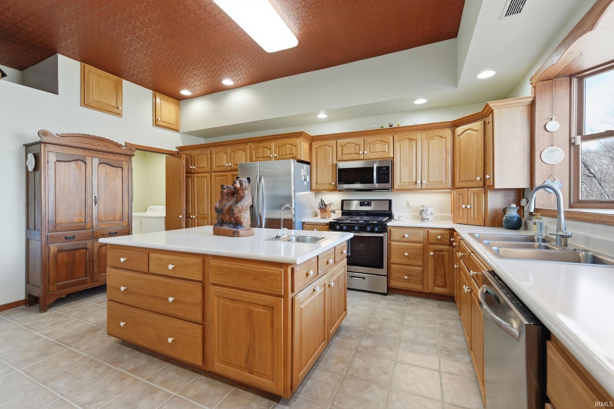 Image of 1629 E Bair Road