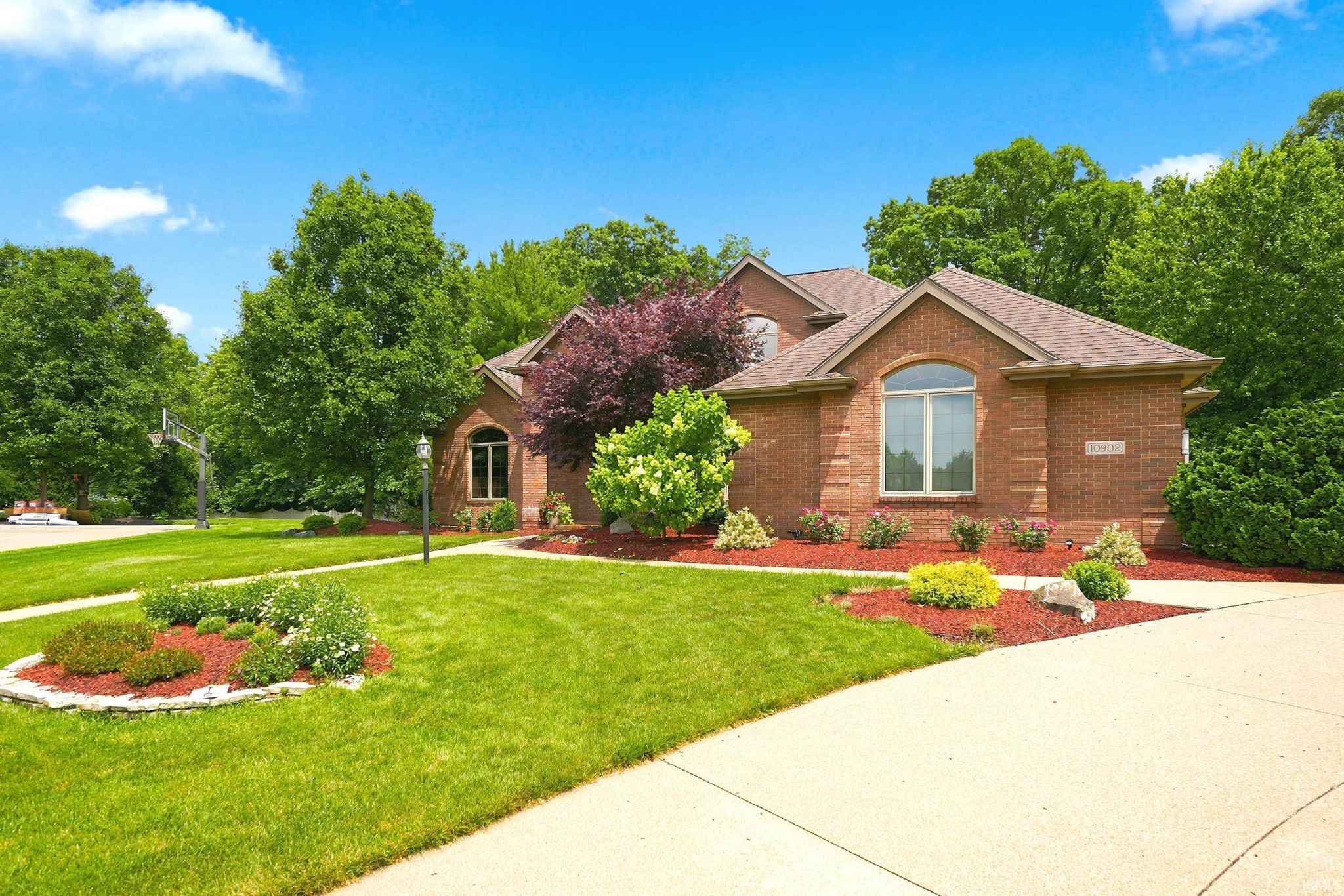 Image of 10902 Sherrelwood Court