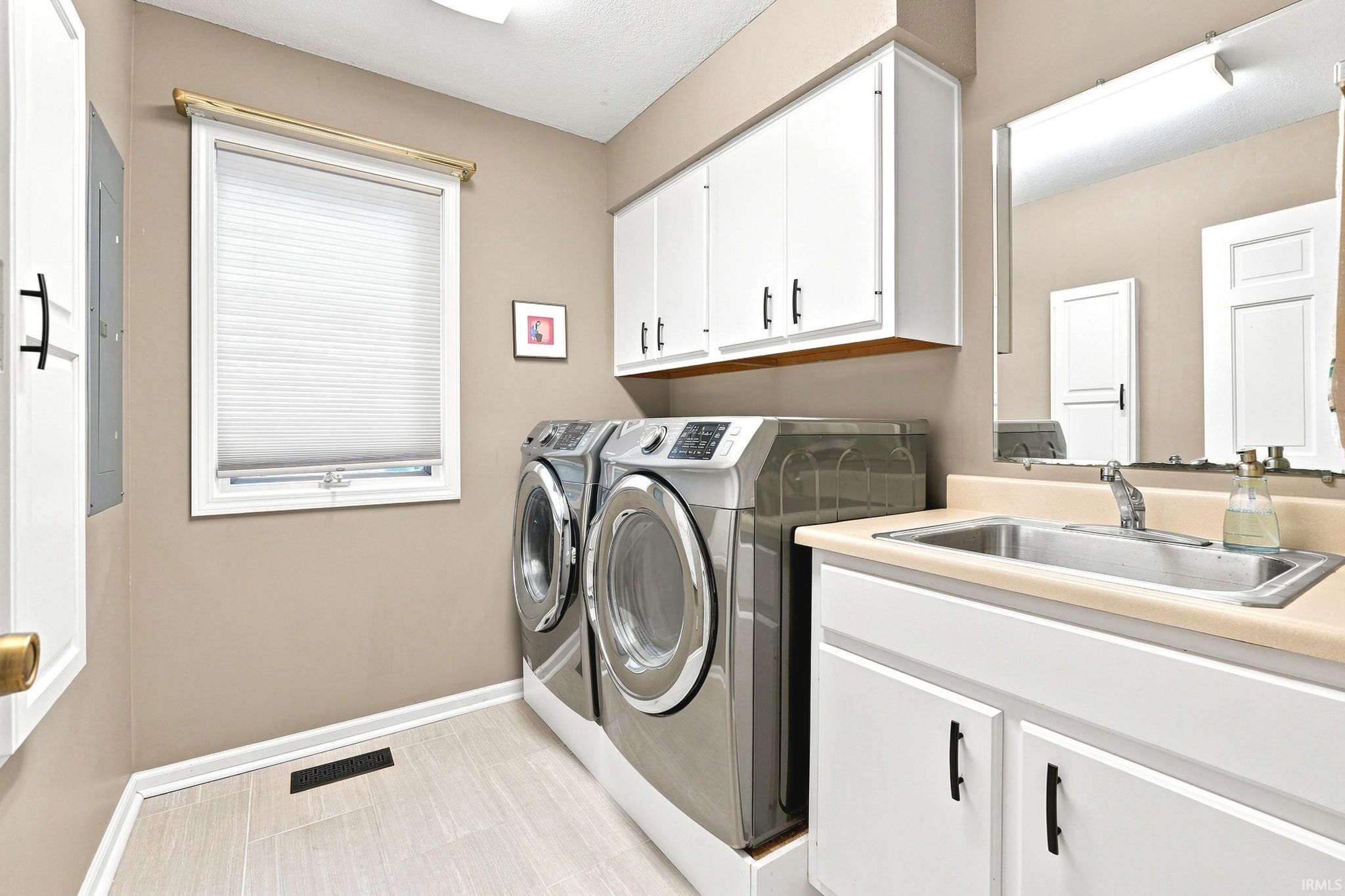 Image of 10902 Sherrelwood Court
