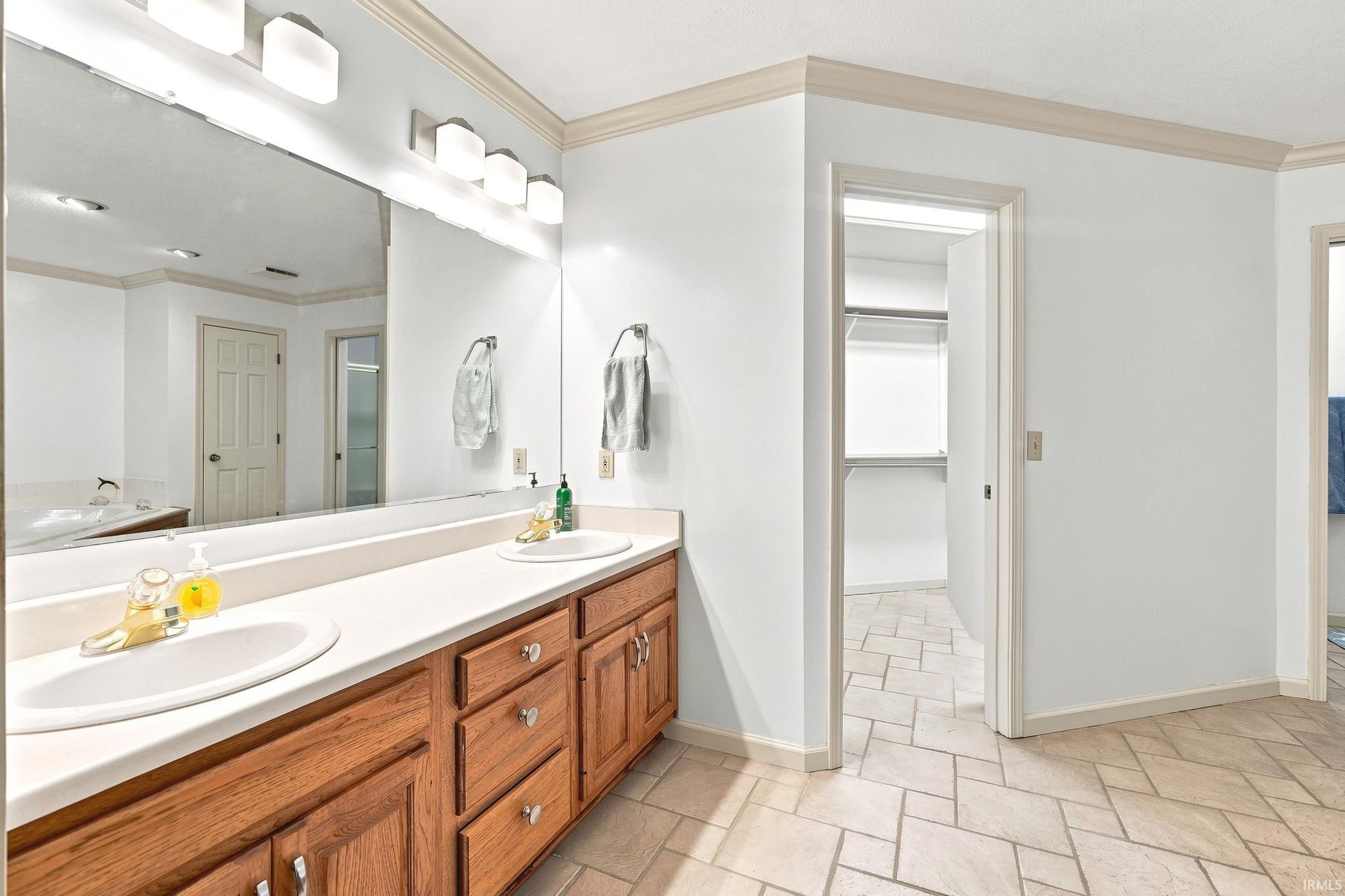 Image of 10902 Sherrelwood Court
