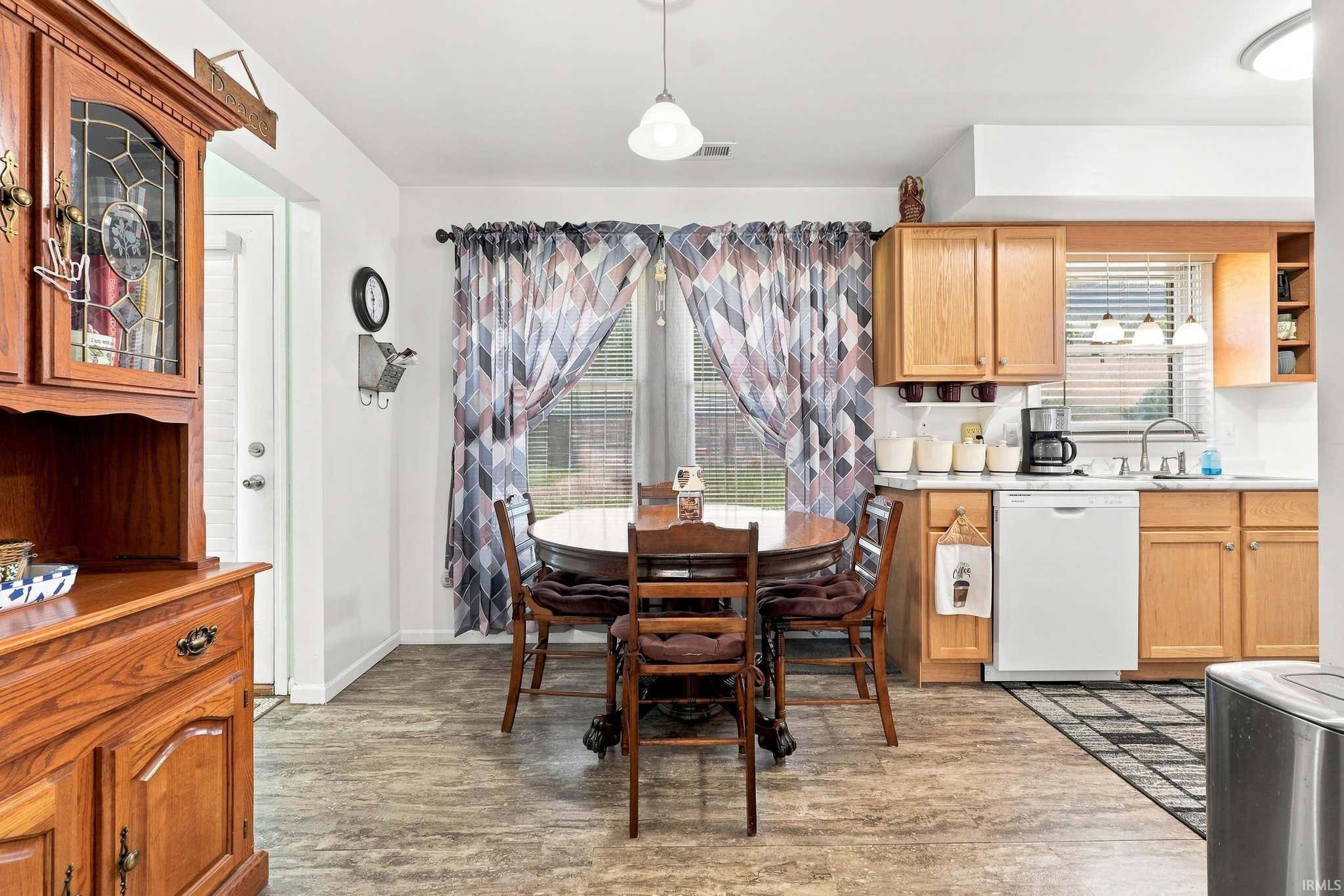Image of 417 W Woodcreek Drive