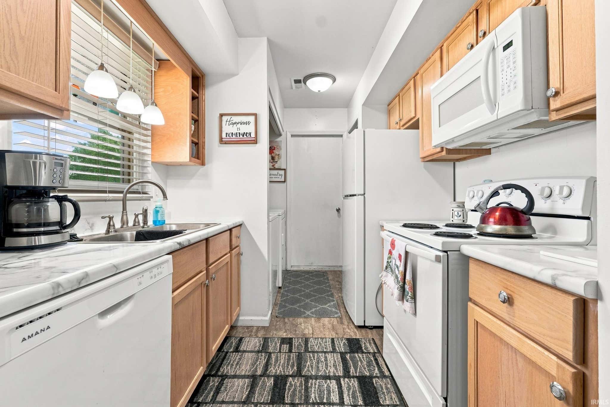 Image of 417 W Woodcreek Drive