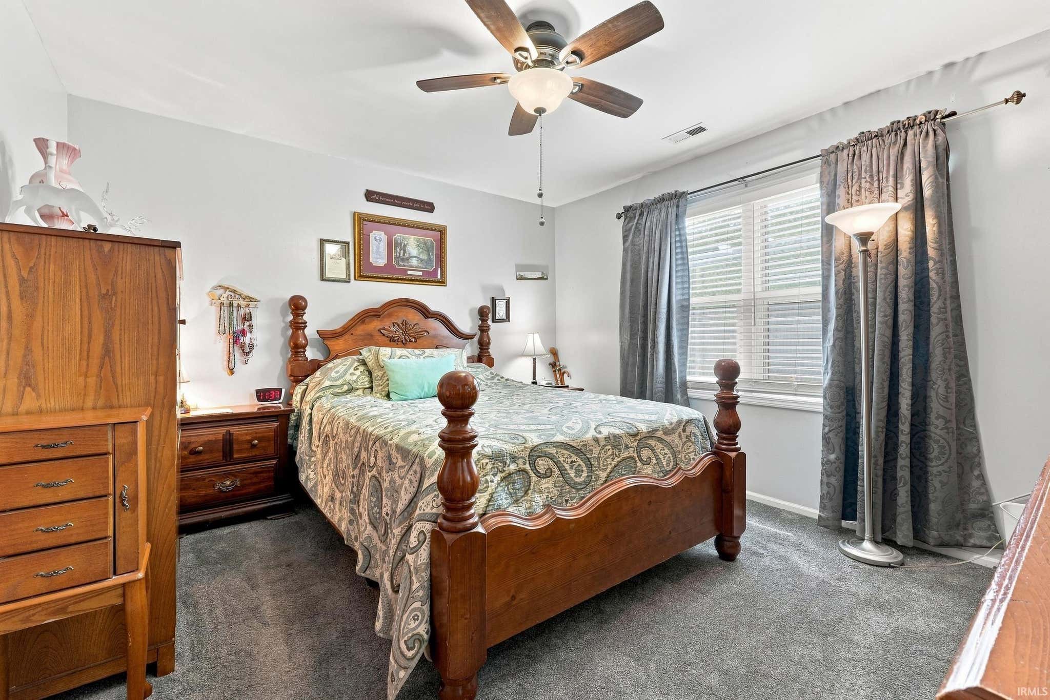 Image of 417 W Woodcreek Drive