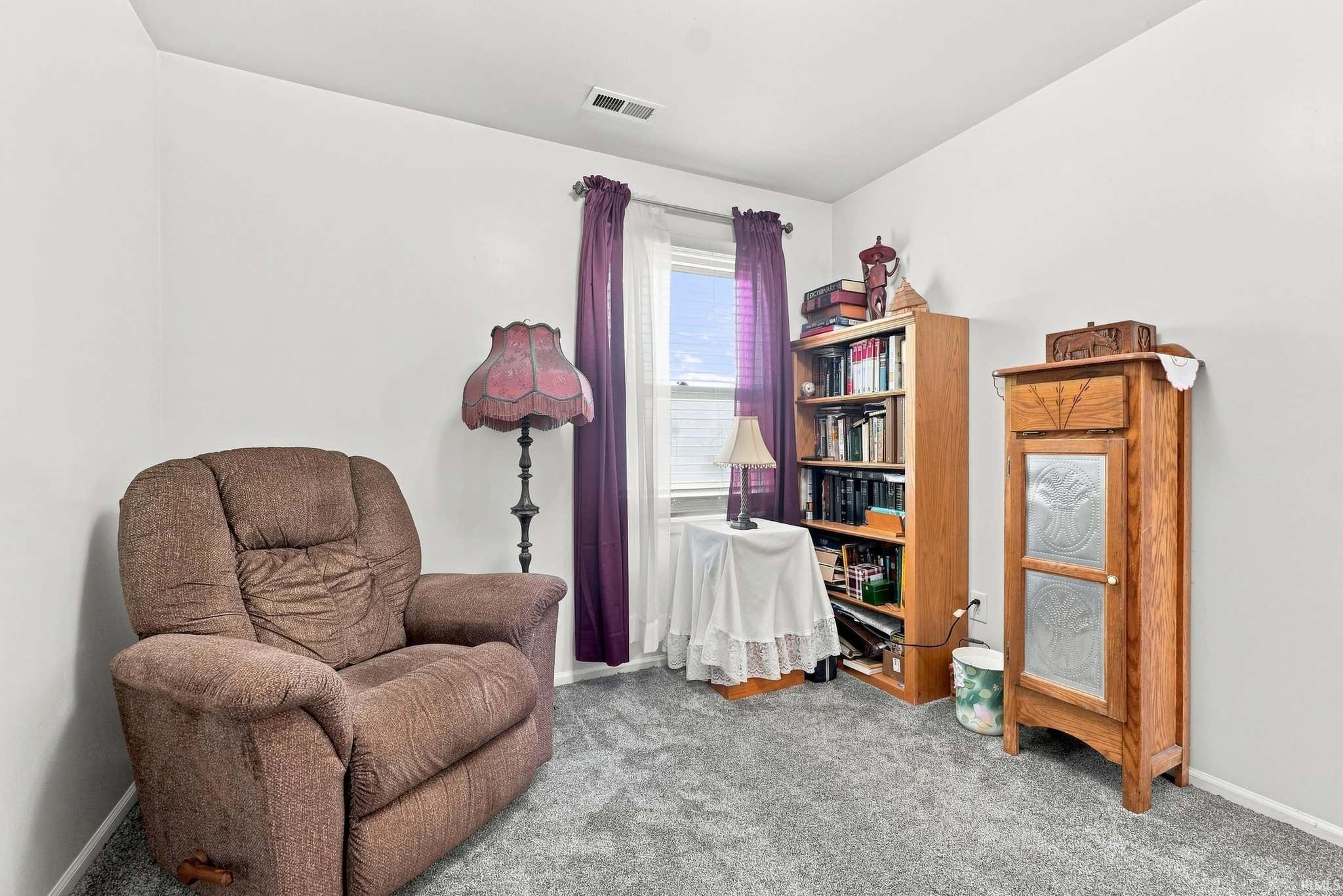 Image of 417 W Woodcreek Drive