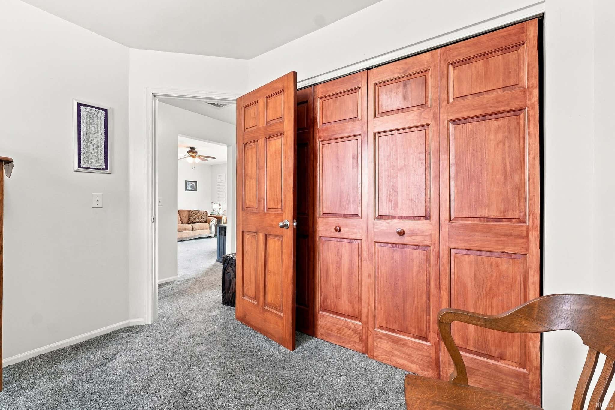 Image of 417 W Woodcreek Drive