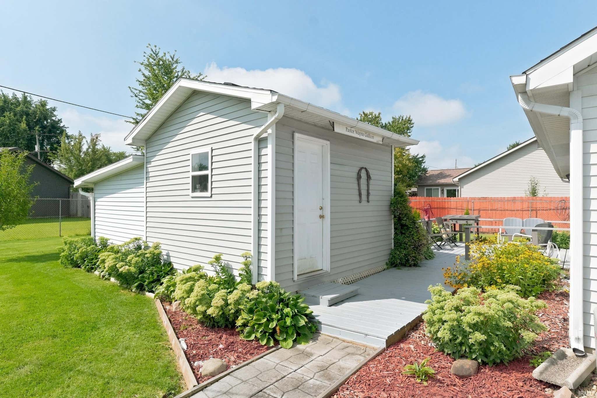 Image of 417 W Woodcreek Drive