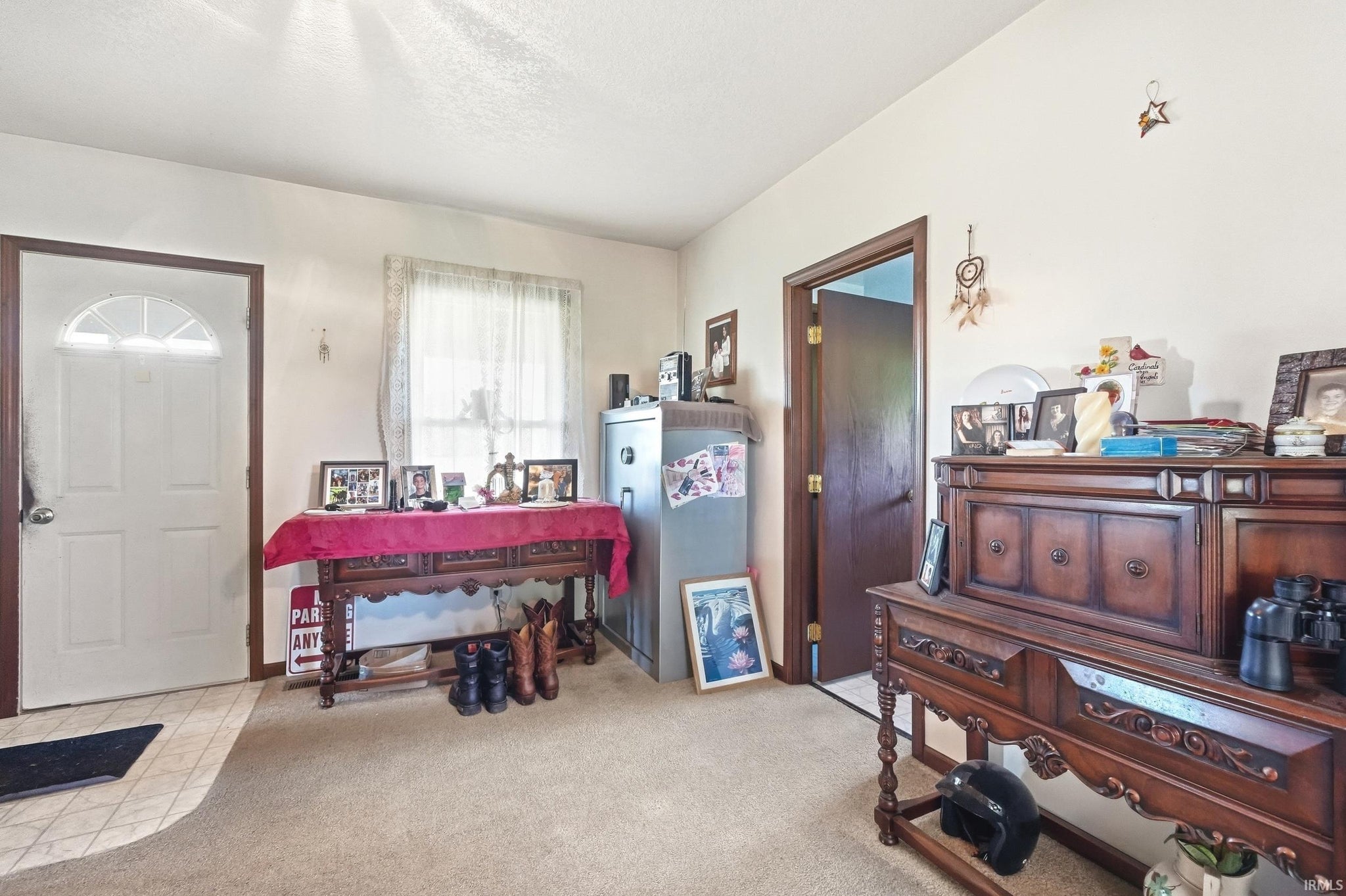 Image of 18510 Griffin Road